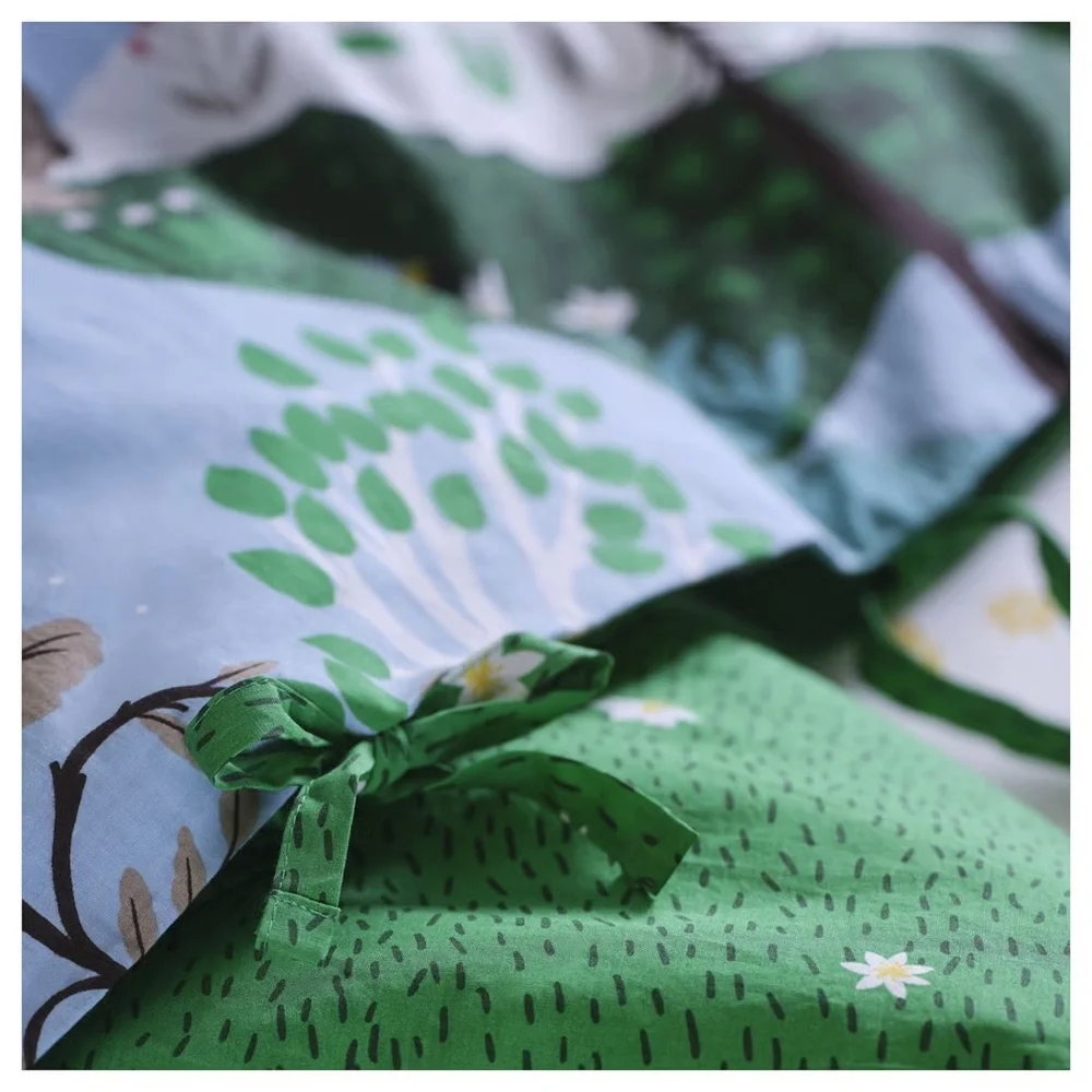 Otter Print Bedding Set - Aqua & Green